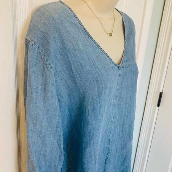 RailsāZimiāChambrayĀ VintageāTieāSleeveāFrayedāTop! - Picture 7 of 9